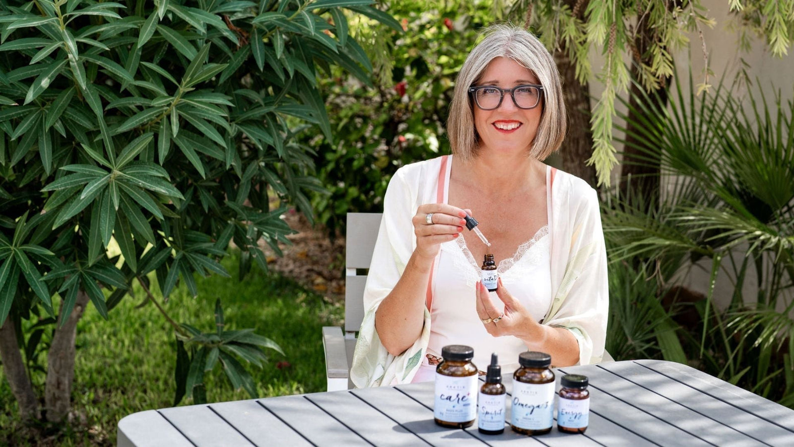 Julia Gruber erklärt im Darmglück Podcast ihre 5 Supplement-Empfehlungen für den Alltag